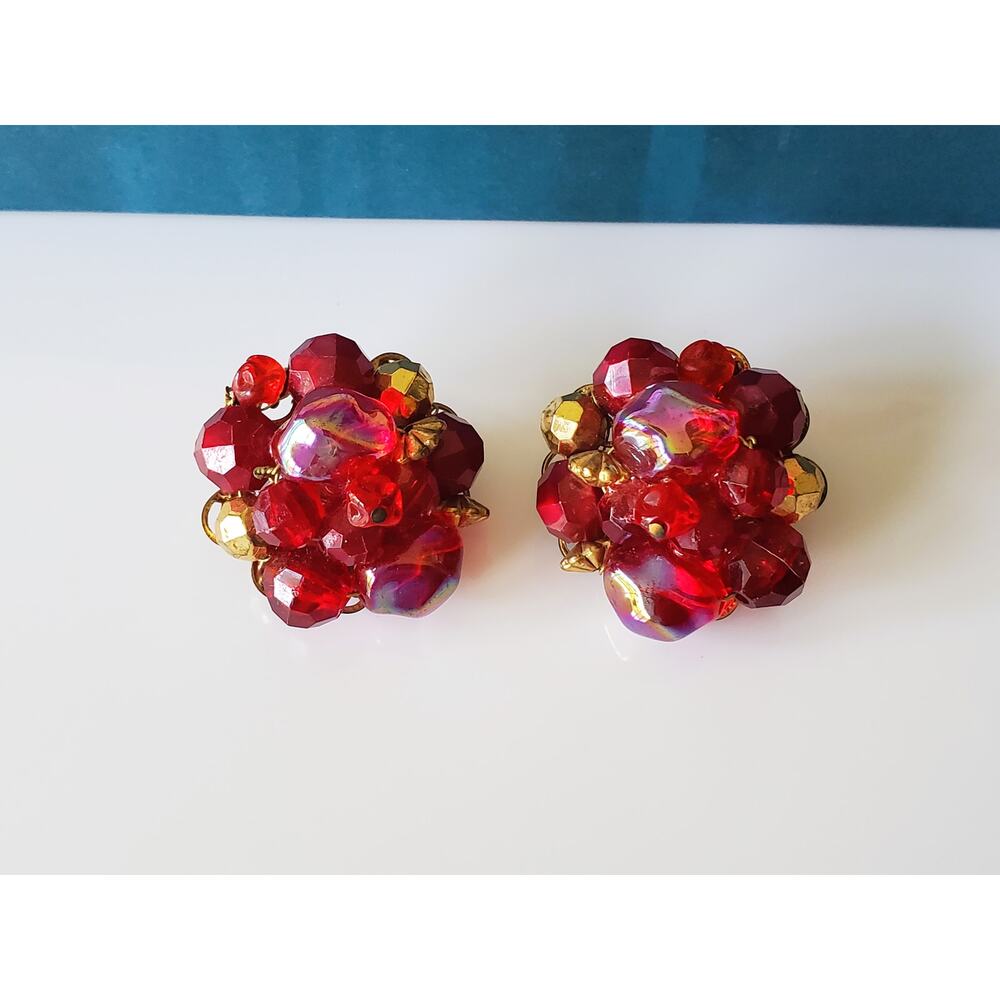 Vintage Aurora Borealis Crystal Beaded Clip On Earrings